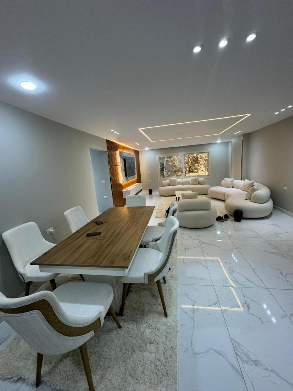 Apartment شقه للإيجار فرش فندقي بالمهندسين *